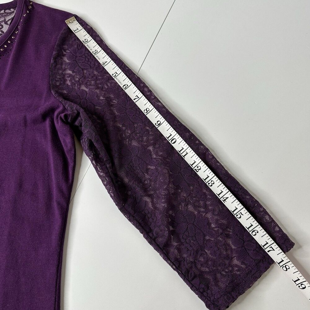 Y2K Stretch Top Sz M?‎ Purple Sheer Floral Lace Embellished Neckline Fairy Boho - Picture 9 of 13